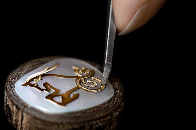 Моден талисман от звездите: Dior създаде бижута за всички зодиакални знаци