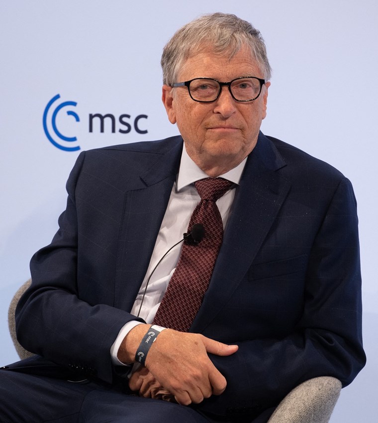 Бил Гейтс ще дари цялото си богатство на бедните