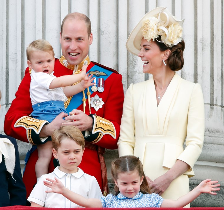 Какви подаръци получи принц Уилям от Кейт Мидълтън и децата?