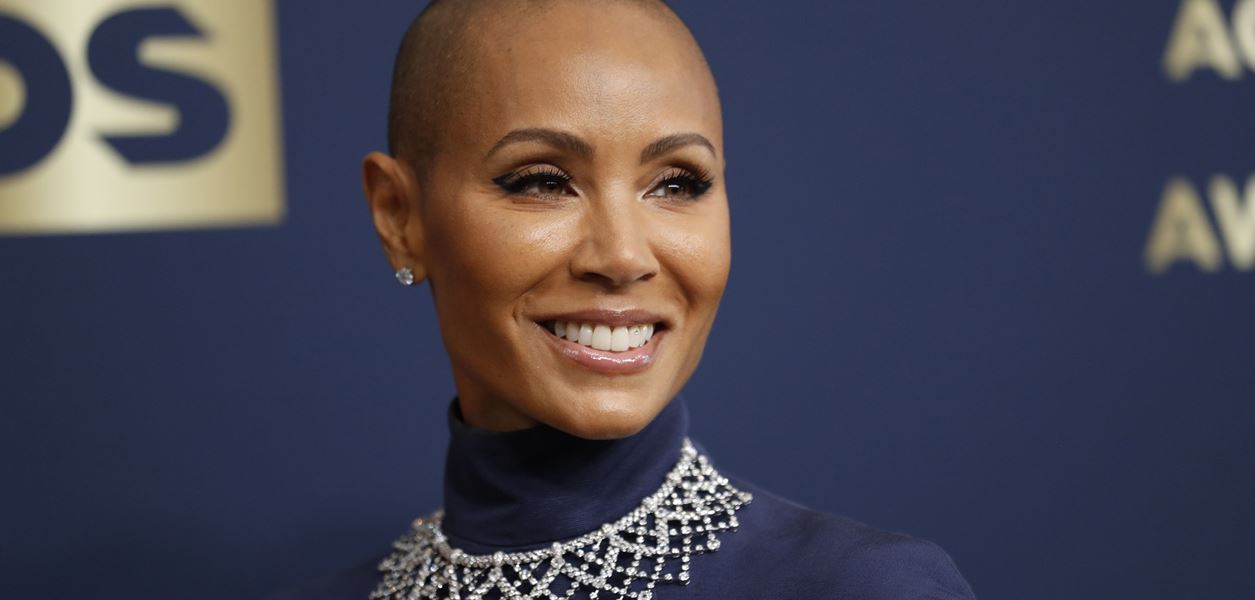 Джейда Пинкет Смит ще разкаже историята си в книга