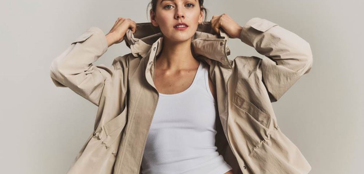 Денимът се завръща с нова сила: Какво предлага новата колекция на Calvin Klein