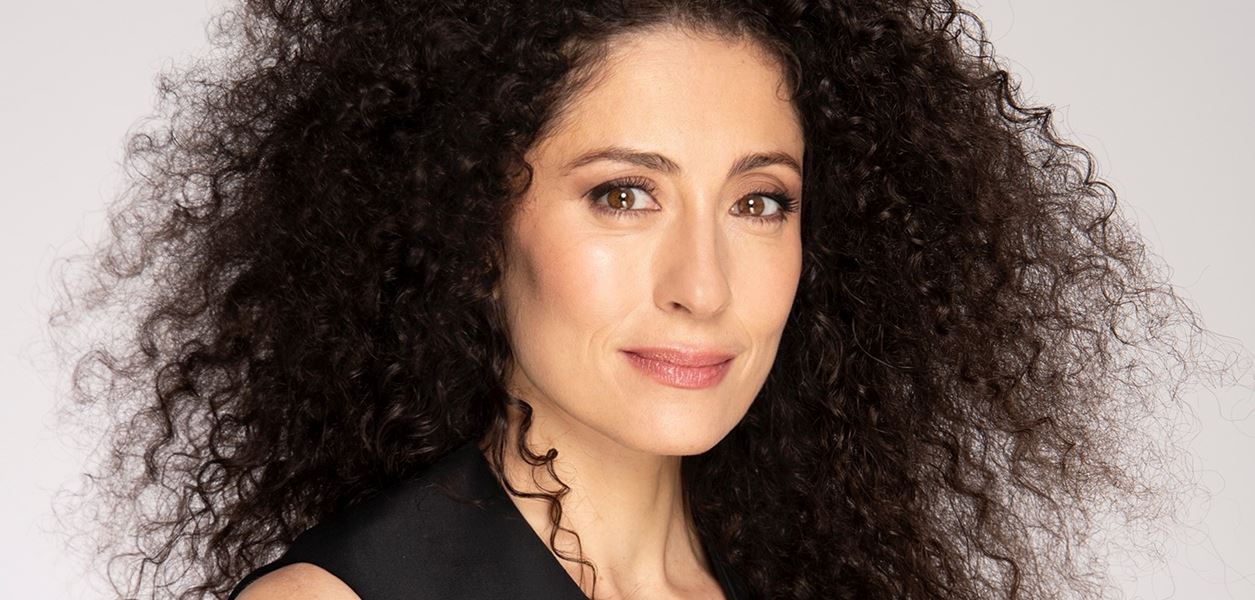 Саня Армутлиева и непосилната лекота на музиката