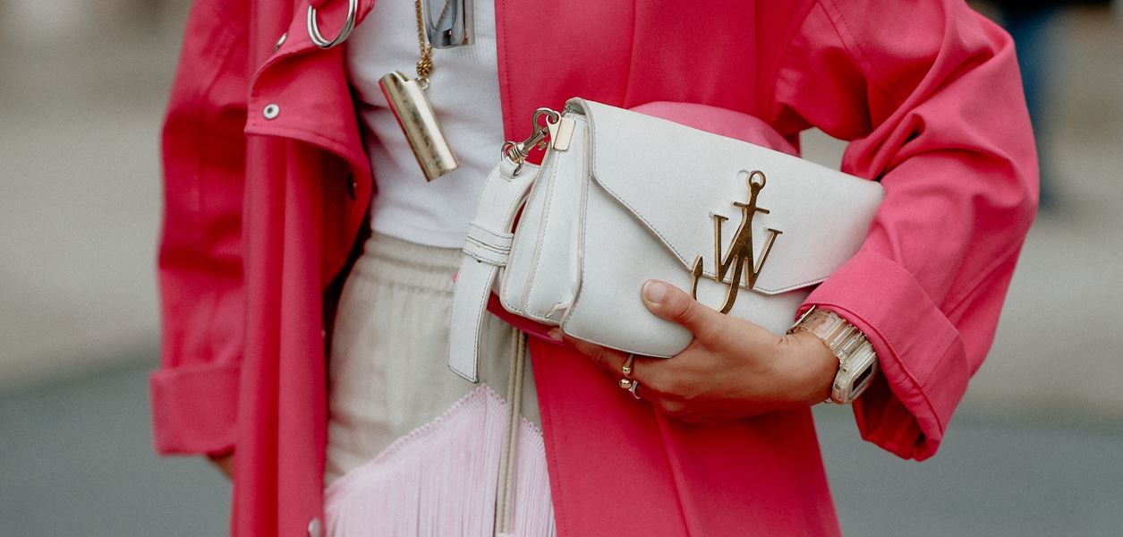 Най-предпочитаните дамски чанти това лято