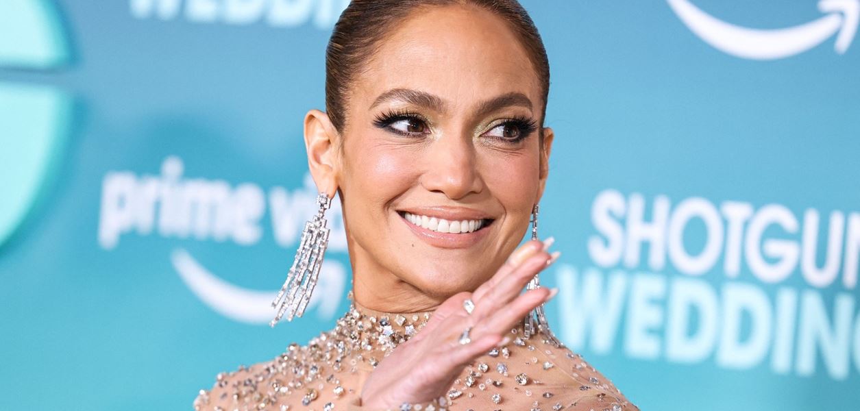 Джей Ло е трябвало да се целува с Мадона, не Кристина Агилера