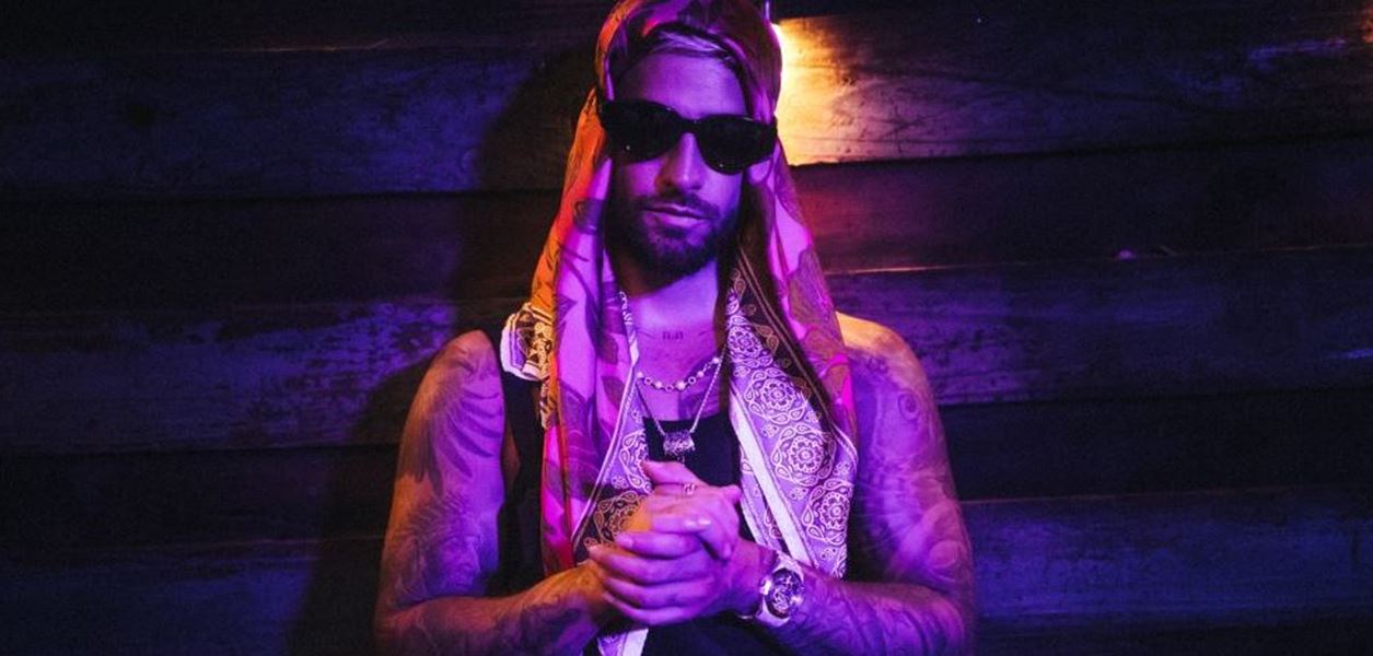 Малума с горещ нов сингъл и видео към него