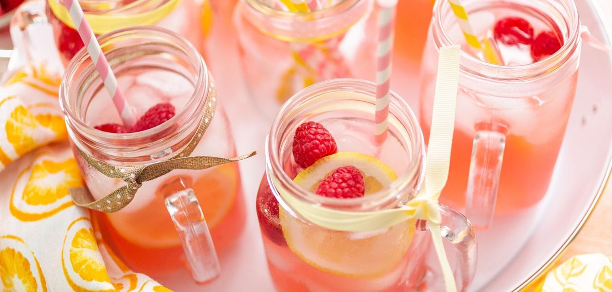 Лимонада с малини и мента