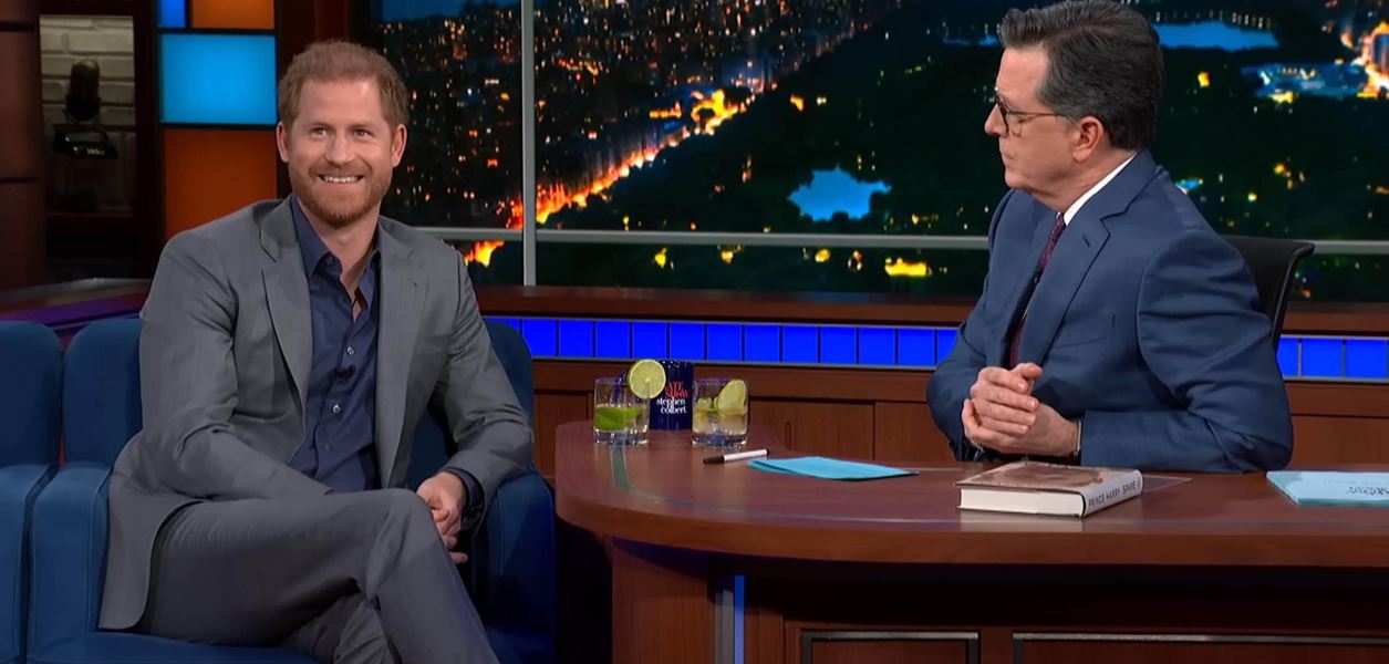 Принц Хари проверява истинността на &quot;The Crown&quot;