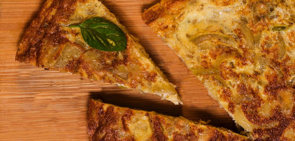 Вкусен класически пататник за обяд