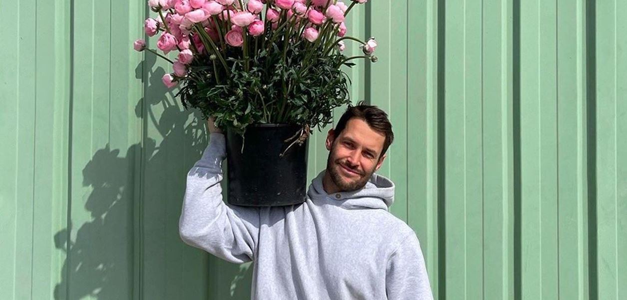 Jacquemus отвори бутик за цветя в Париж
