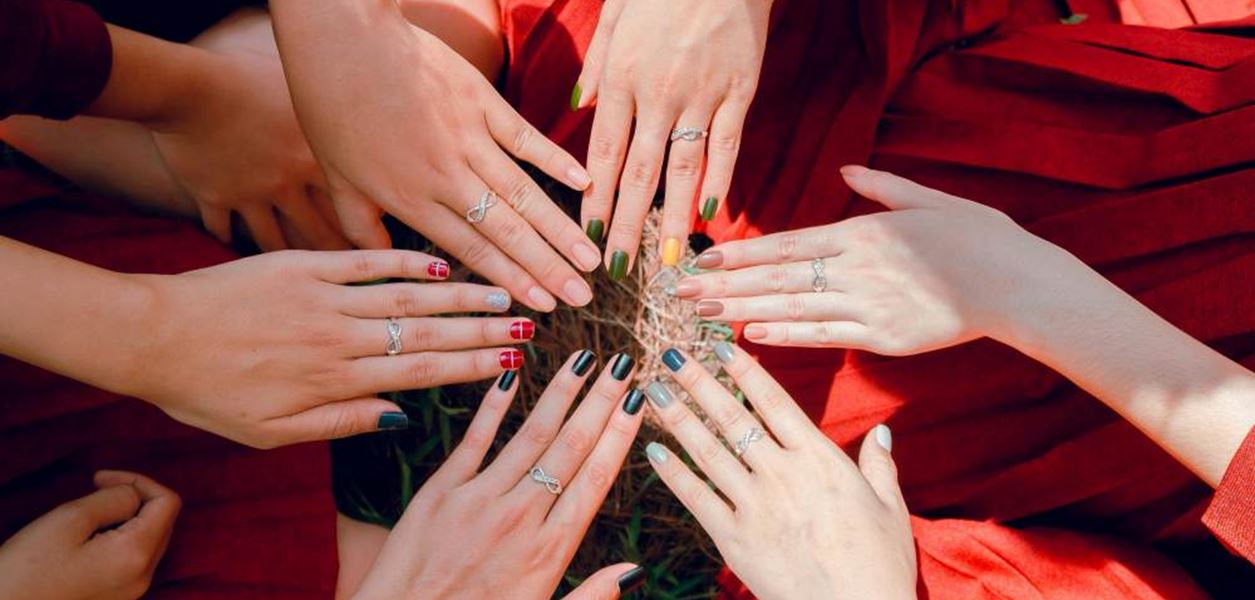 Идва ли краят на ерата на гел лаковете?