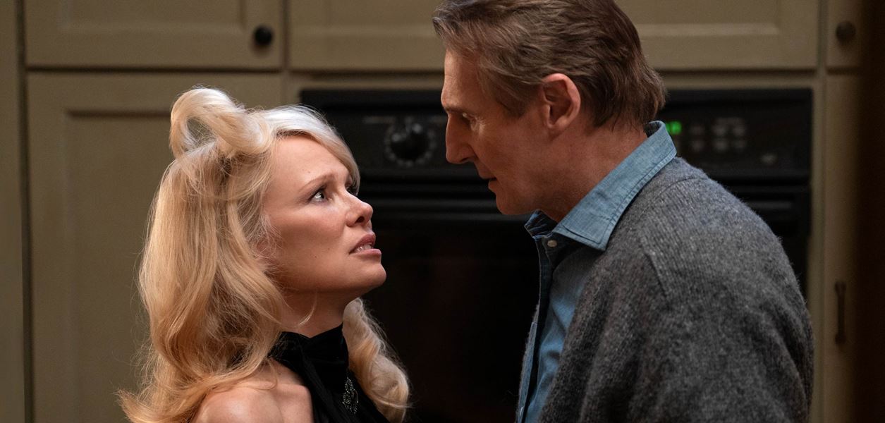 Памела Андерсън и Лиъм Нийсън – неочакваното дуо в новото &quot;Голо оръжие&quot;