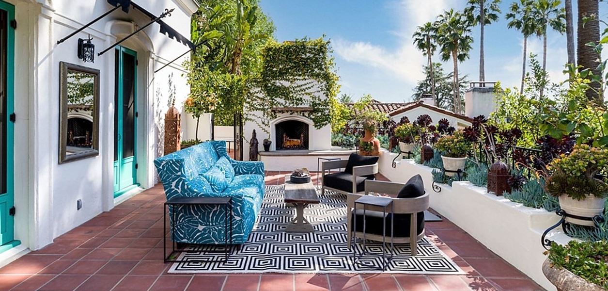 На гости в новото имение на Лео ди Каприо