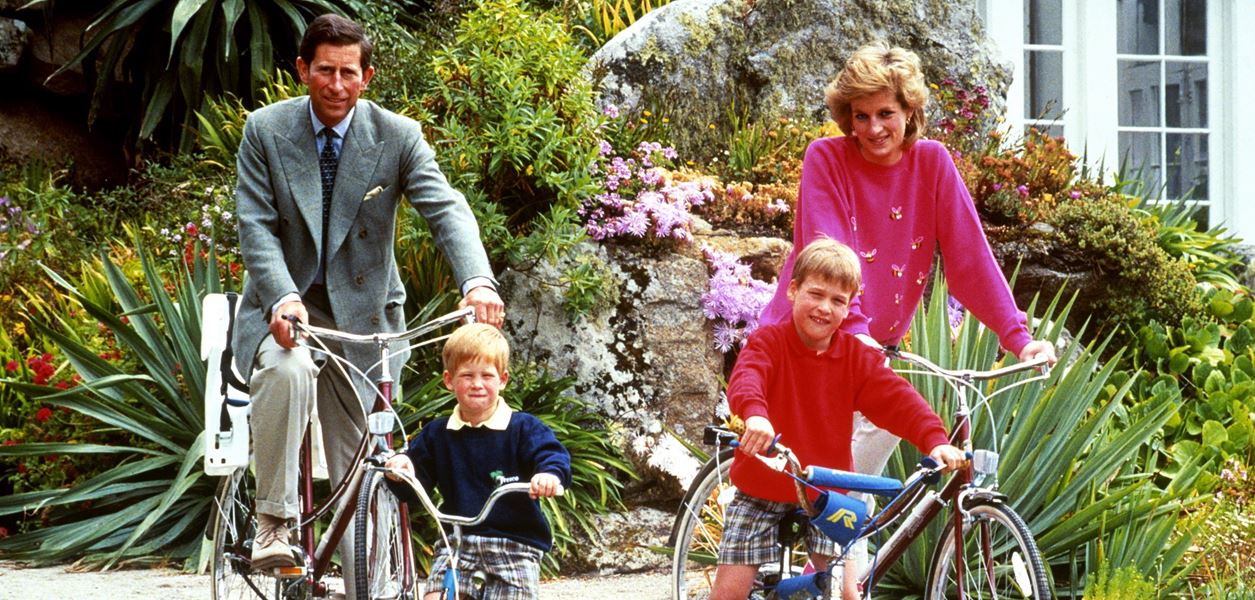 Уилям и Хари обвиниха медиите за смъртта на принцеса Даяна