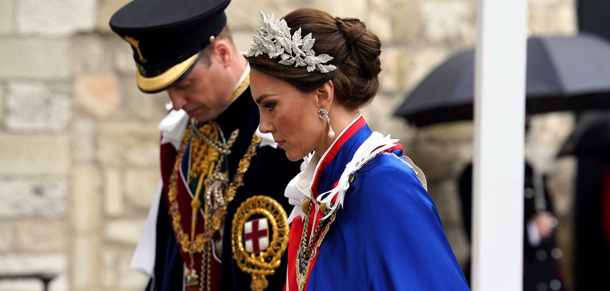 Принц Уилям и Кейт Мидълтън почетоха историята с появата си на коронацията