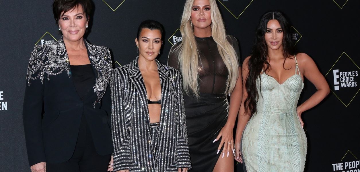Новият сезон на &quot;The Kardashians&quot; е всичко друго, но не и спокоен