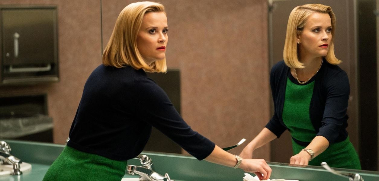 Любимият спортен екип на Рийз Уидърспуун струва по-малко от 60 лв.