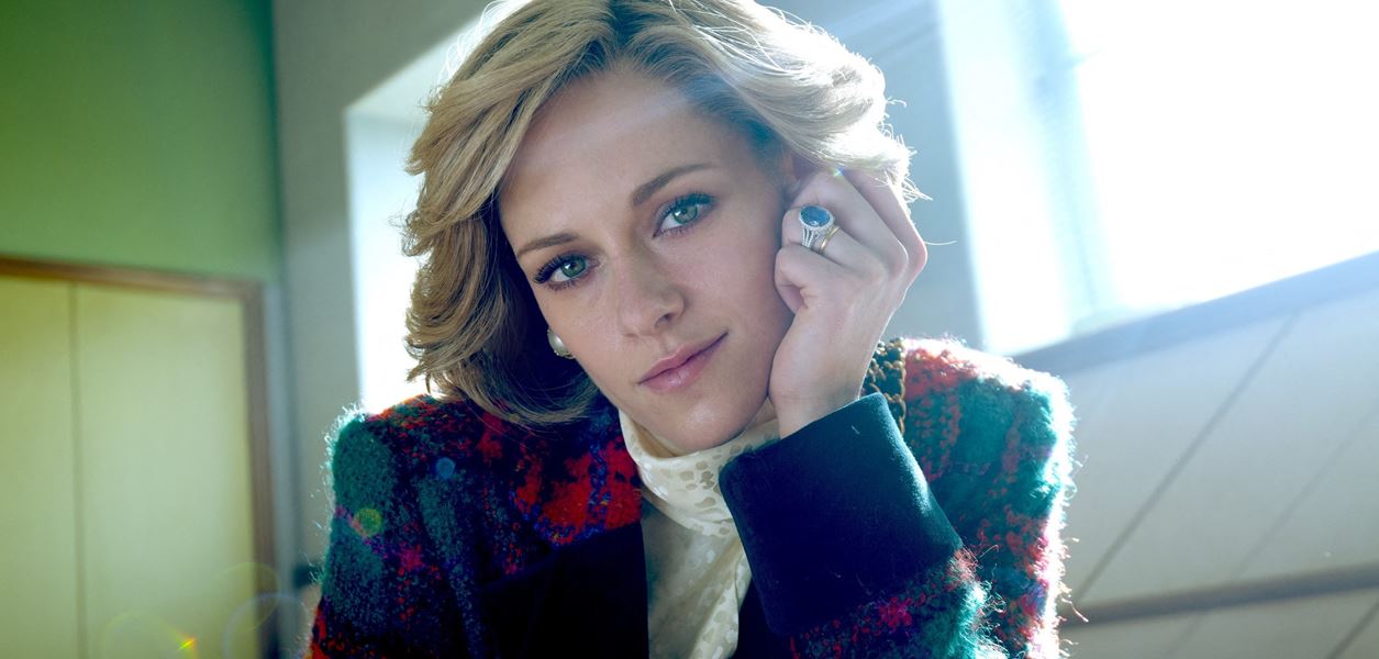 Кристен Стюарт е доста убедителна принцеса Даяна