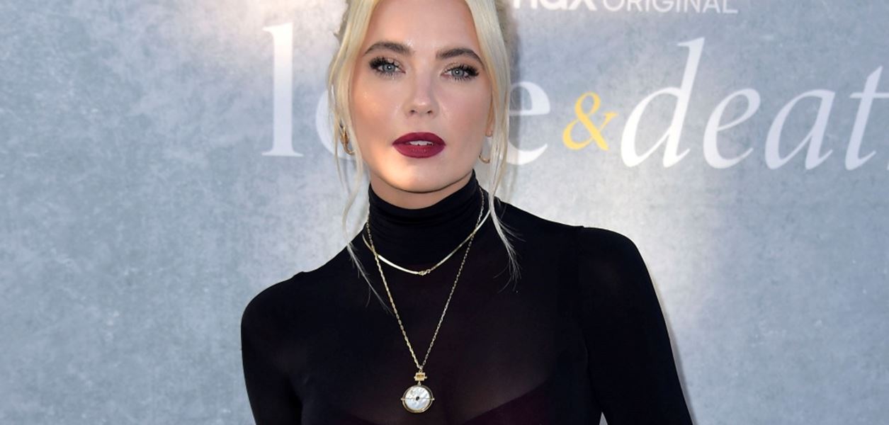 Ашли Бенсън се сгоди, вижте специалния годежен пръстен