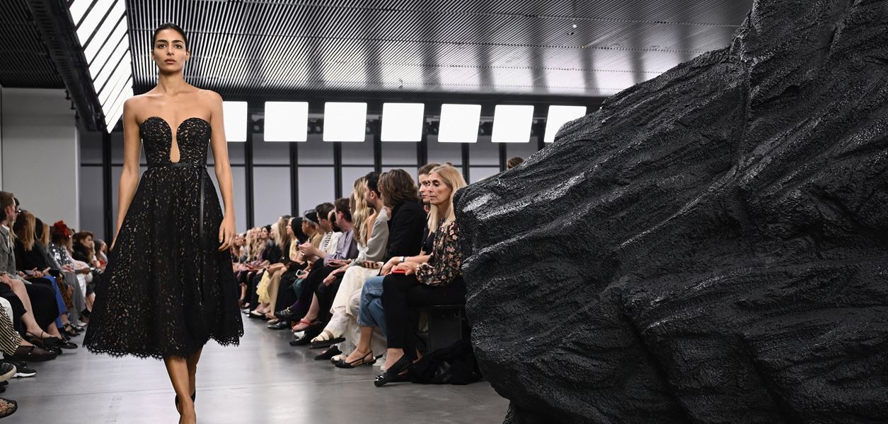 Майкъл Корс ни пренесе в Италия с новата си колекция