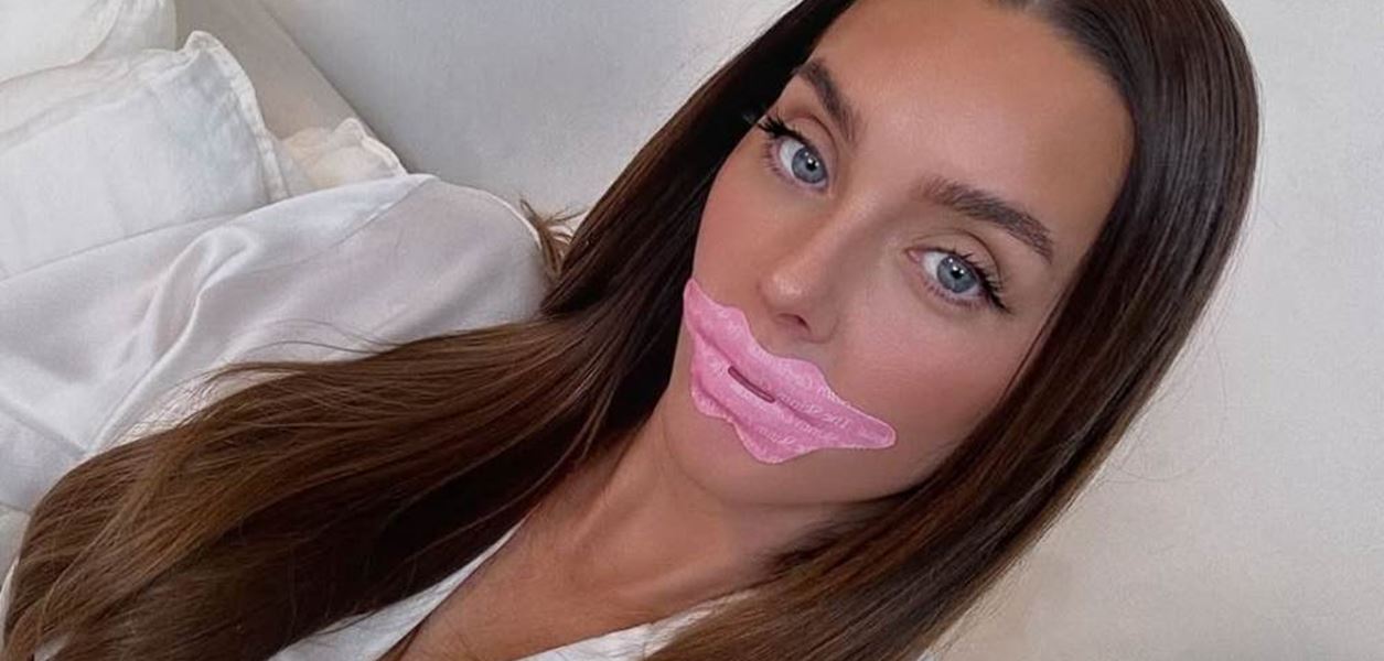 Защо всички инфлуенсъри спят с лепенка на устата?