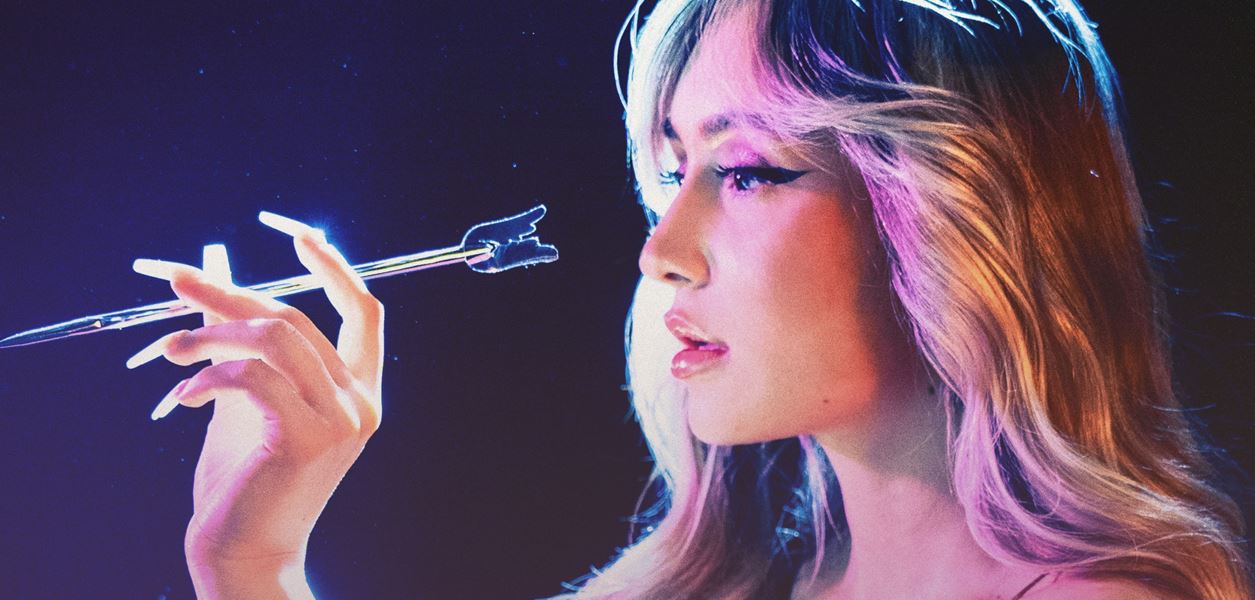 Дара Екимова представя &quot;Бягам&quot;