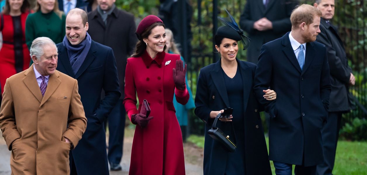 Истина ли е тази безумна традиция на кралското семейство?