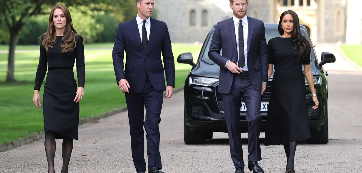 Хари е съсипан от загубата на баба си Кралица Елизабет II