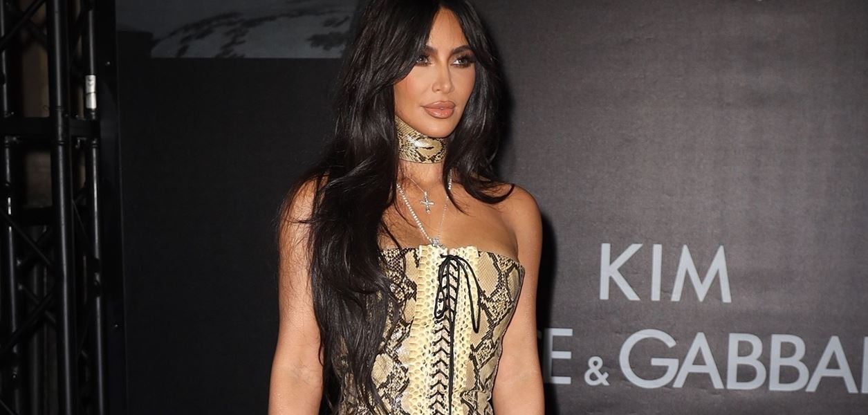 Ким Кардашиян също се пошегува с лошия фотошоп на снимката на Кендал