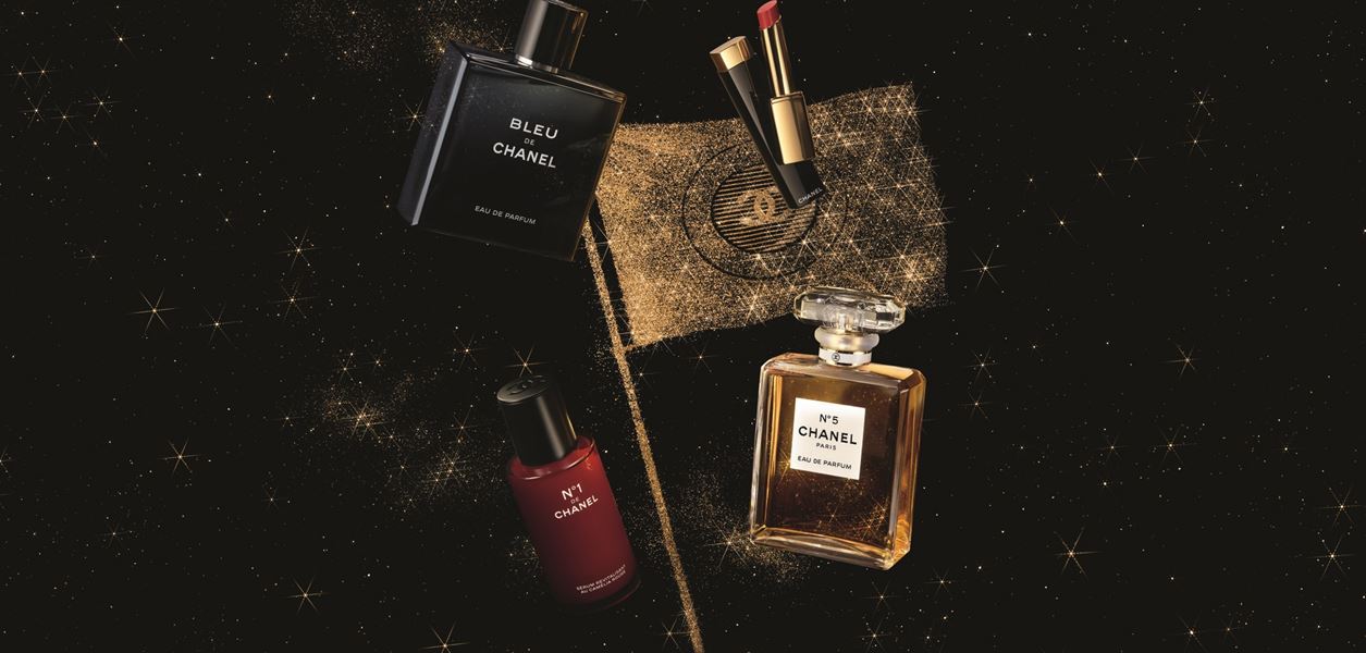 Празничната колекция на CHANEL ни води към Луната