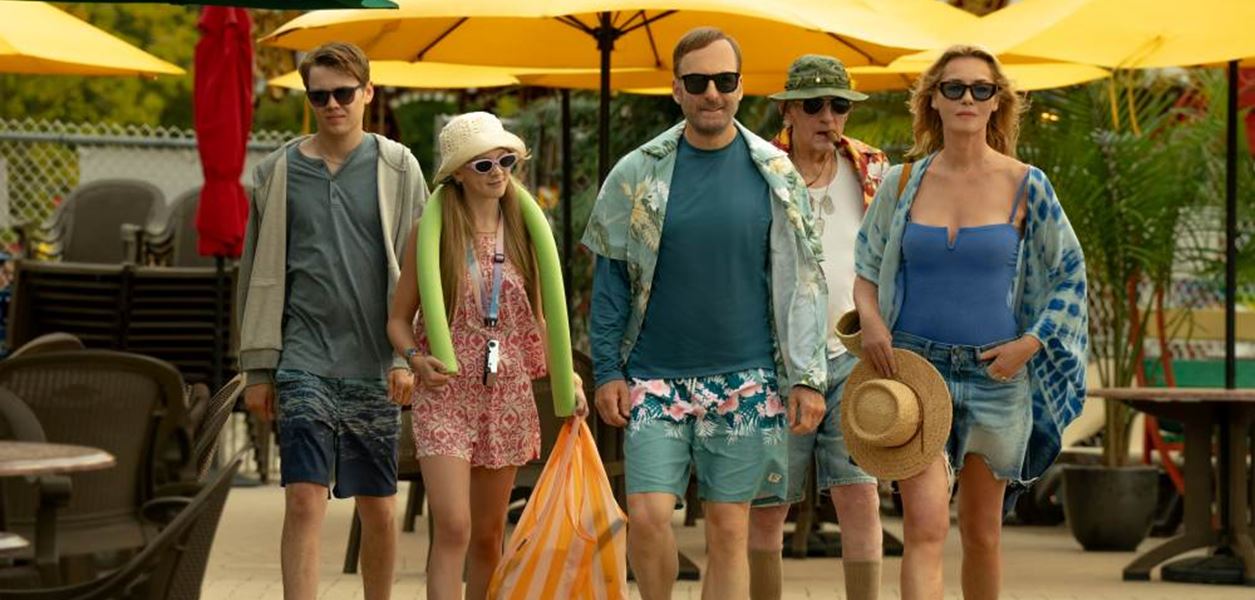 Семейната ваканция никога не е била толкова смъртоносна с &quot;Никой 2&quot;