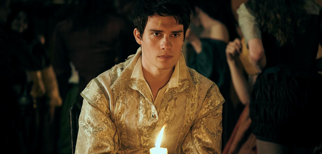 Николас Галицин: Работата с Джулиан Мур е сюрреалистична