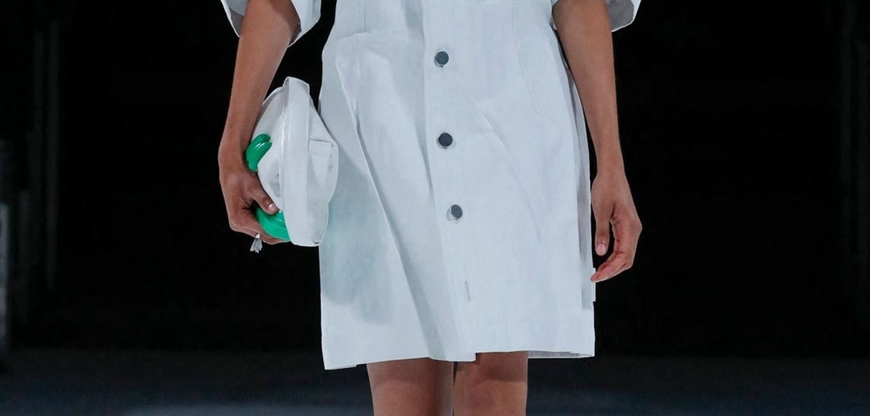 Bottega Veneta отново излезе извън рамките