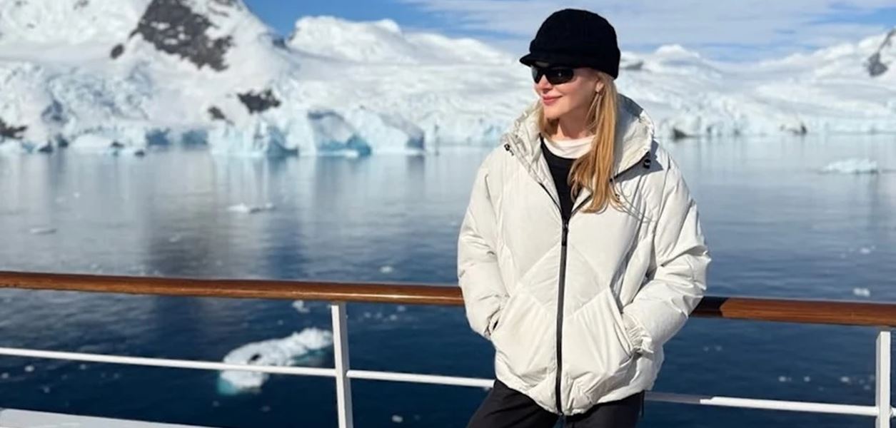 Никол Кидман замина за Антарктида с дъщерите си