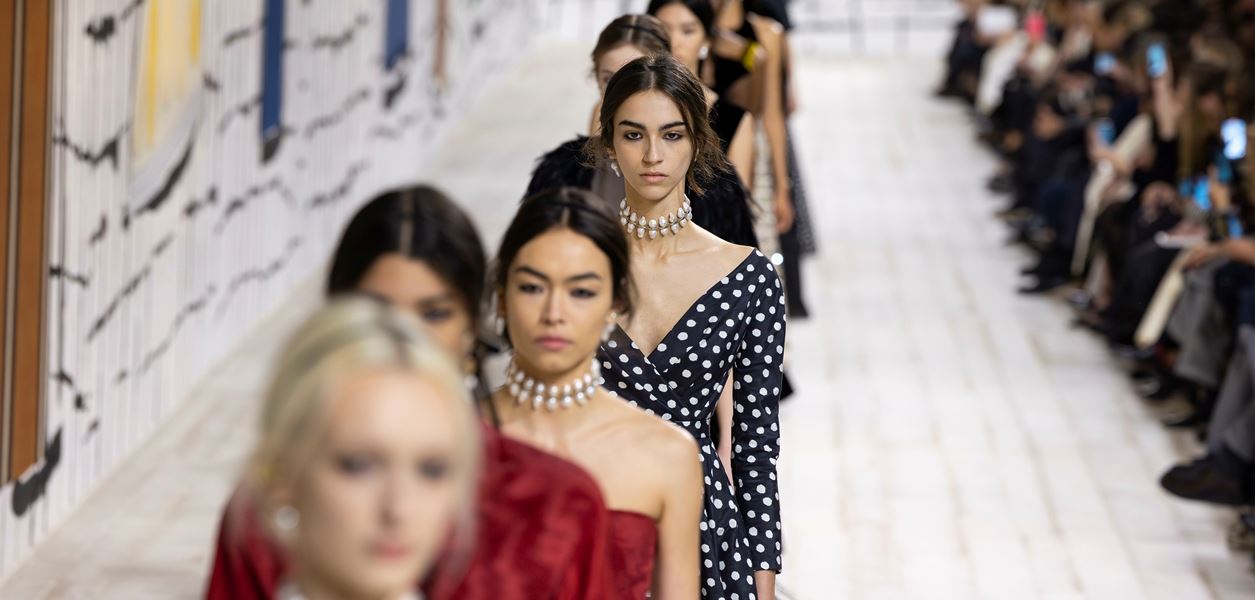 Dior представиха новата си колекция haute couture за пролет/лято 2024