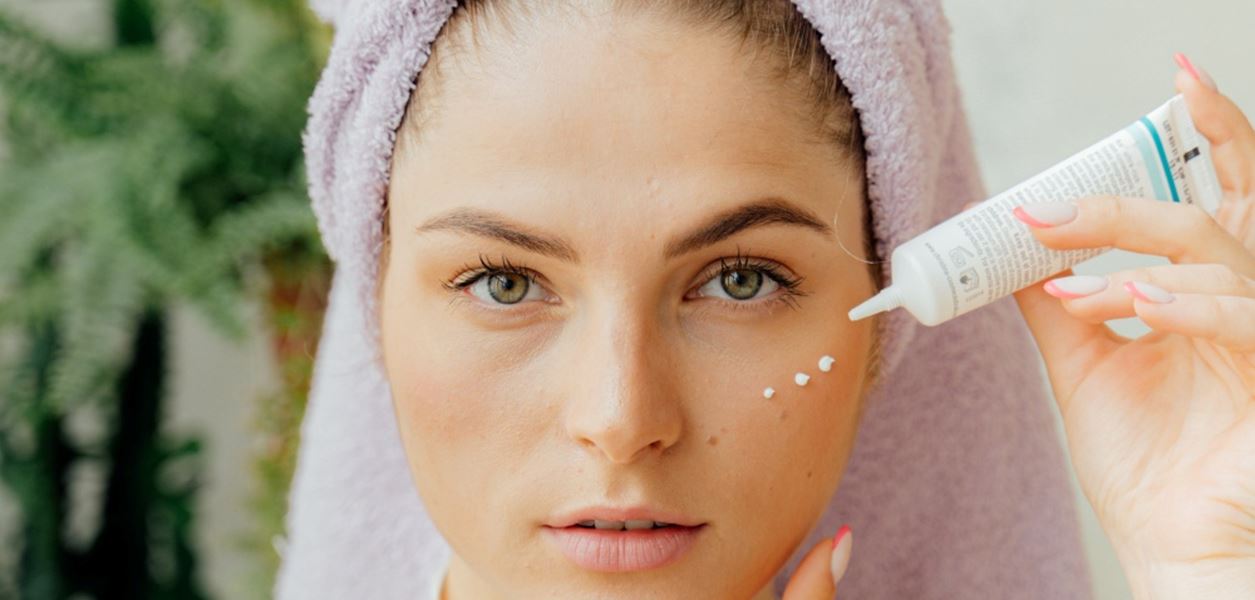 Как да променим козметичната си рутина през новия сезон