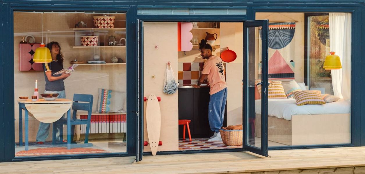 Лимитирана колекция OMMJANGE на ИКЕА: съвременен поглед върху шведските традиции