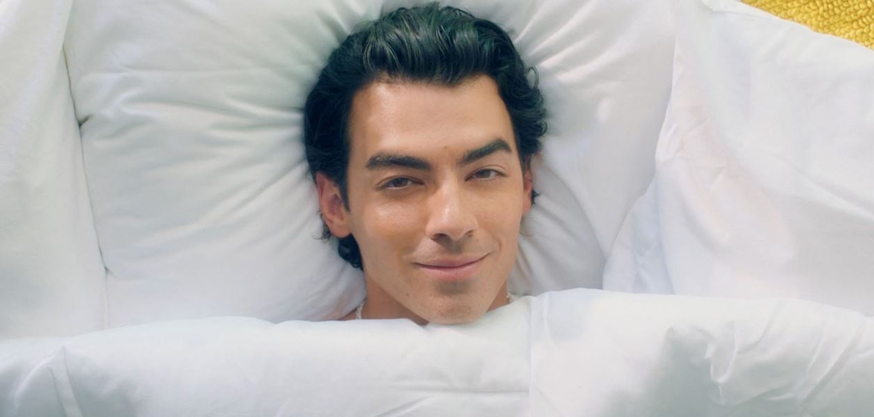 Добре дошли в новия дом на Джо Джонас