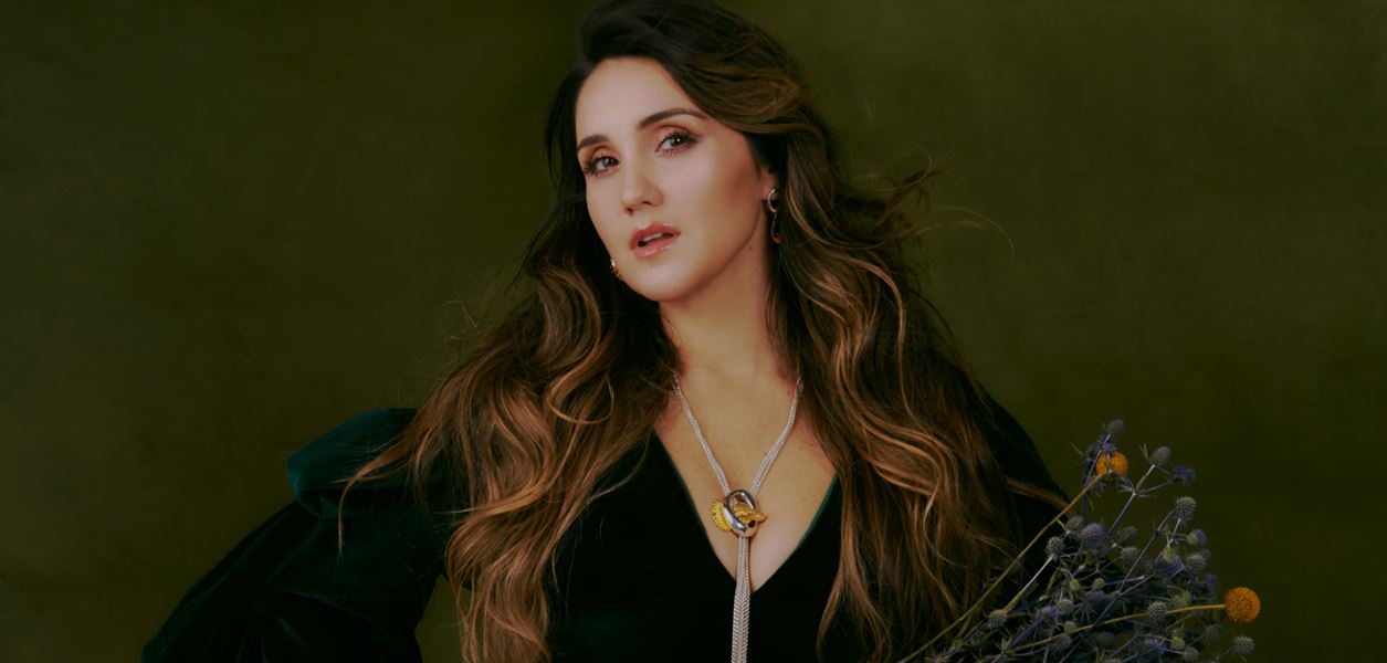 Моля, всички погледи към Дулсе Мария