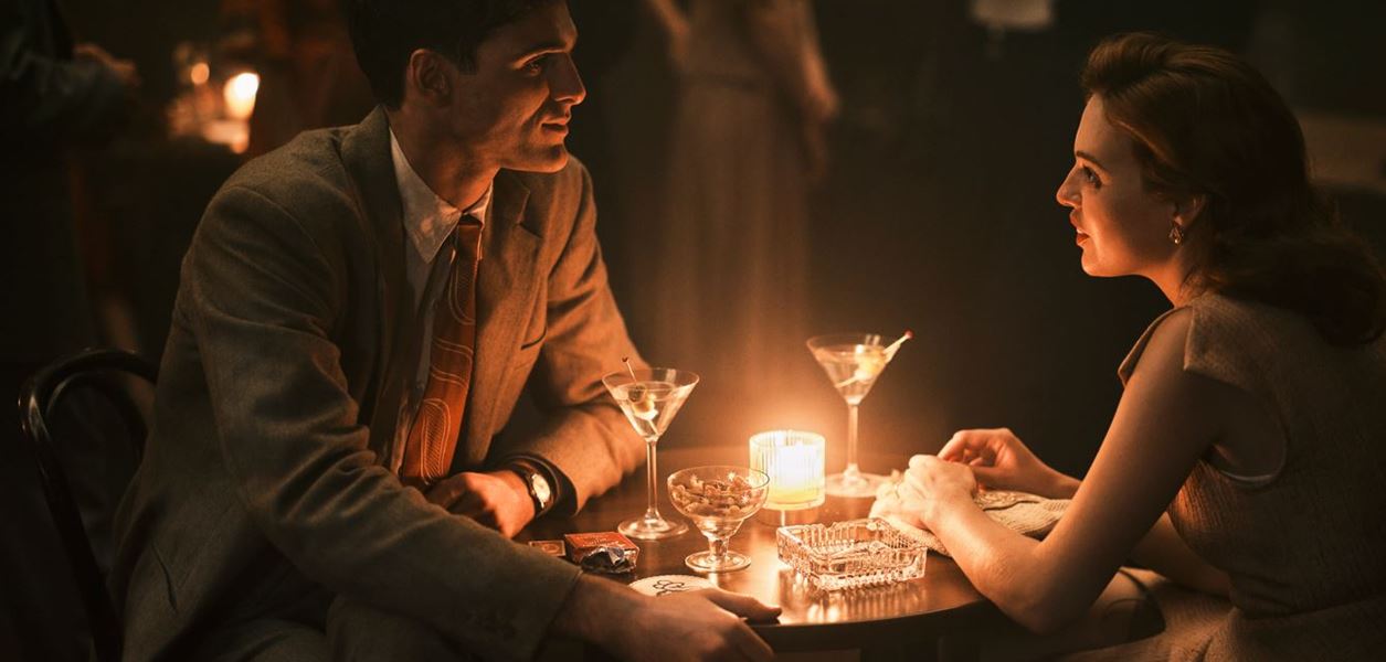 "Тесният път към далечния север" с Джейкъб Елорди: Пътешествие през времето, войната и любовта