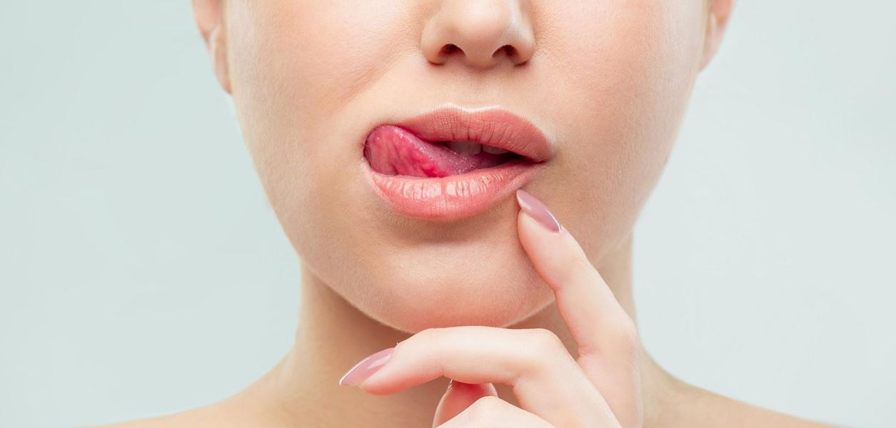 Грешките, които допускате при грижата за устните