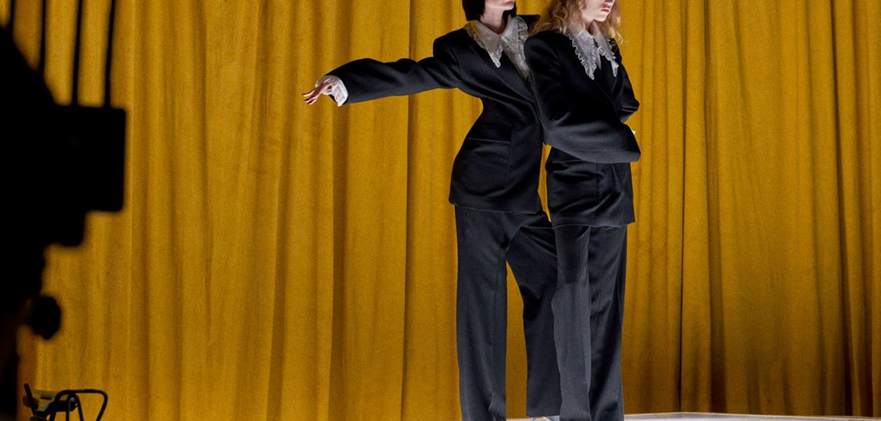 Решителна, дръзка и съвършена, такава ще е есента с H&amp;M Studio A/W 23