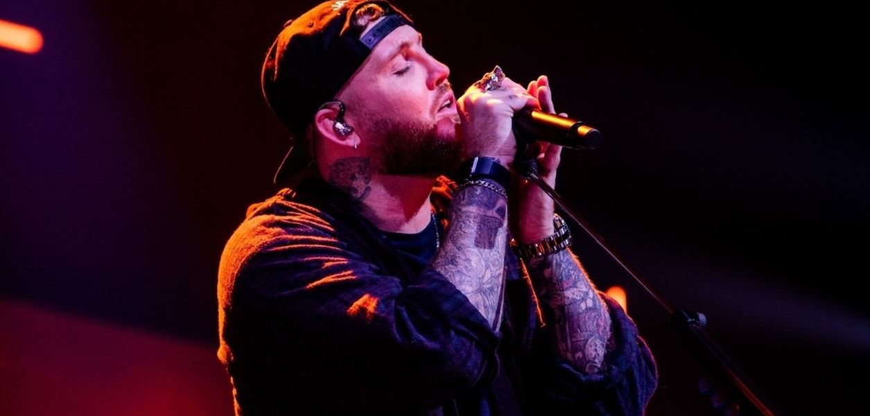 Джеймс Артър се завърна с емоционален албум