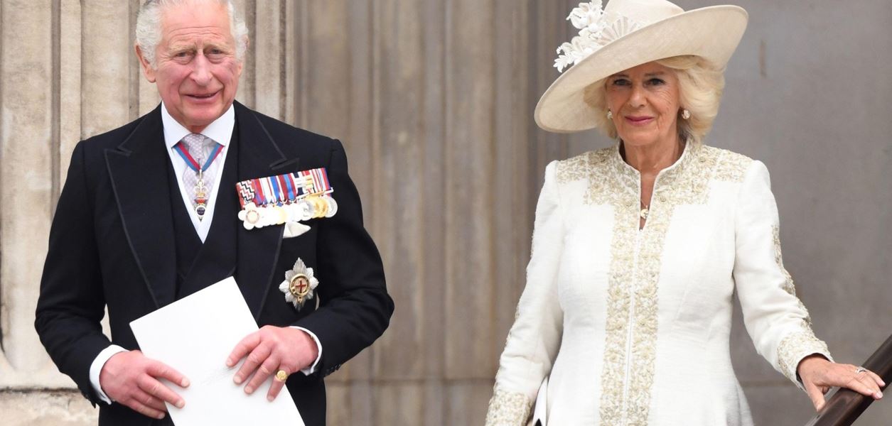 На дневен ред дойде въпросът за титлата на Камила