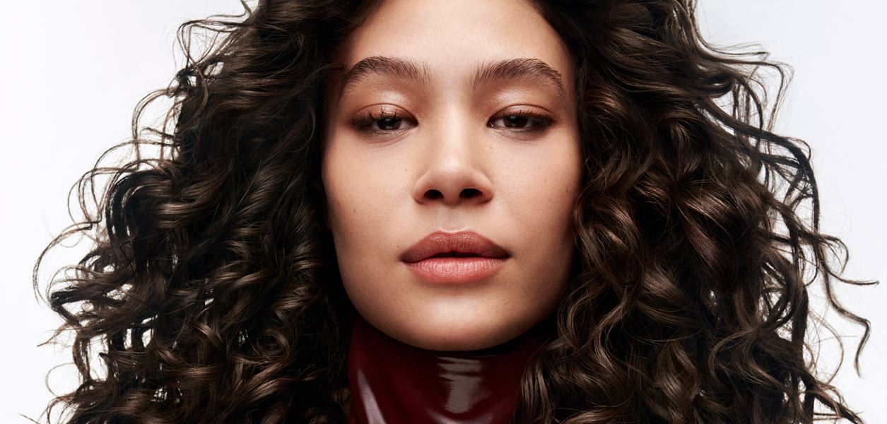 Грижата за къдриците изисква професионален подход