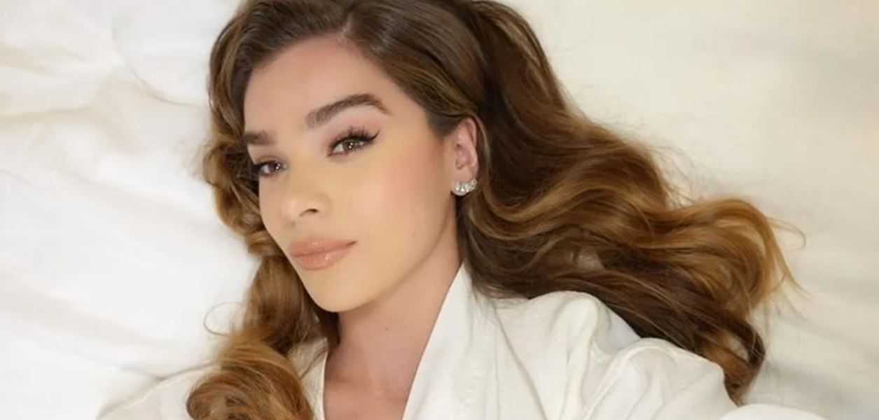 Beauty рутината на Хейли Стайнфелд е само в три стъпки