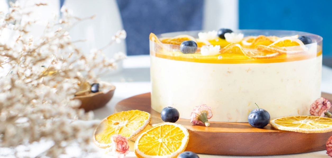 Кремообразна торта с лимон и кисело мляко