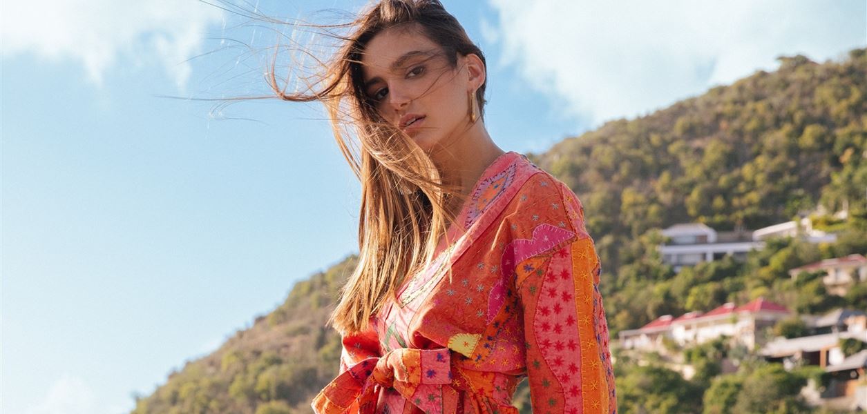 МОДА: Hey, it's color time