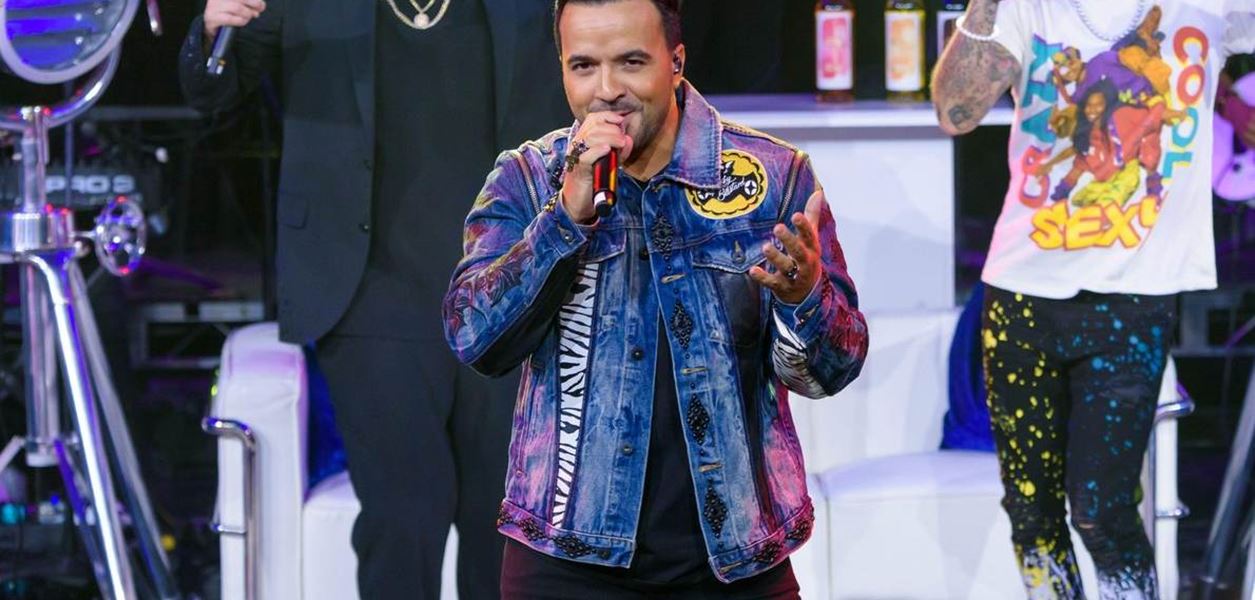 Луис Фонси идва в Бургас за SPICE Music Festival 2026