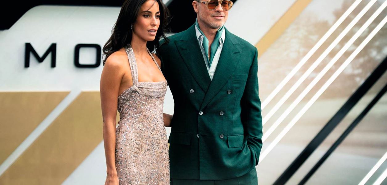 Момичето на Брад Пит