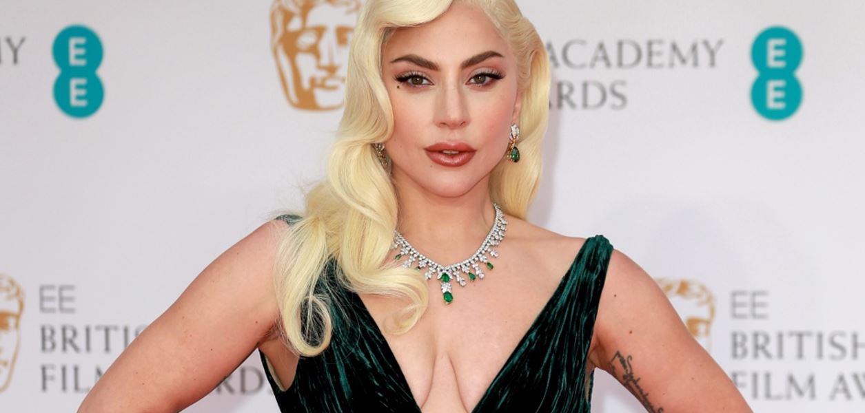 Лейди Гага отговори на слуховете, че се е разделила с приятеля си